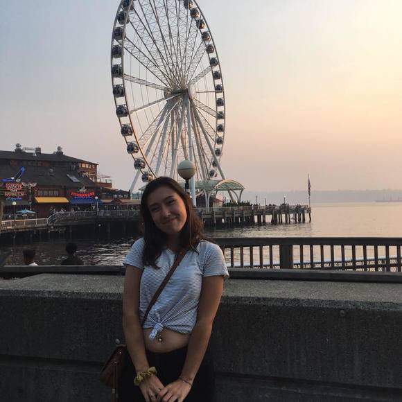 Meet your Posher, Talia - Picture 1 of 1